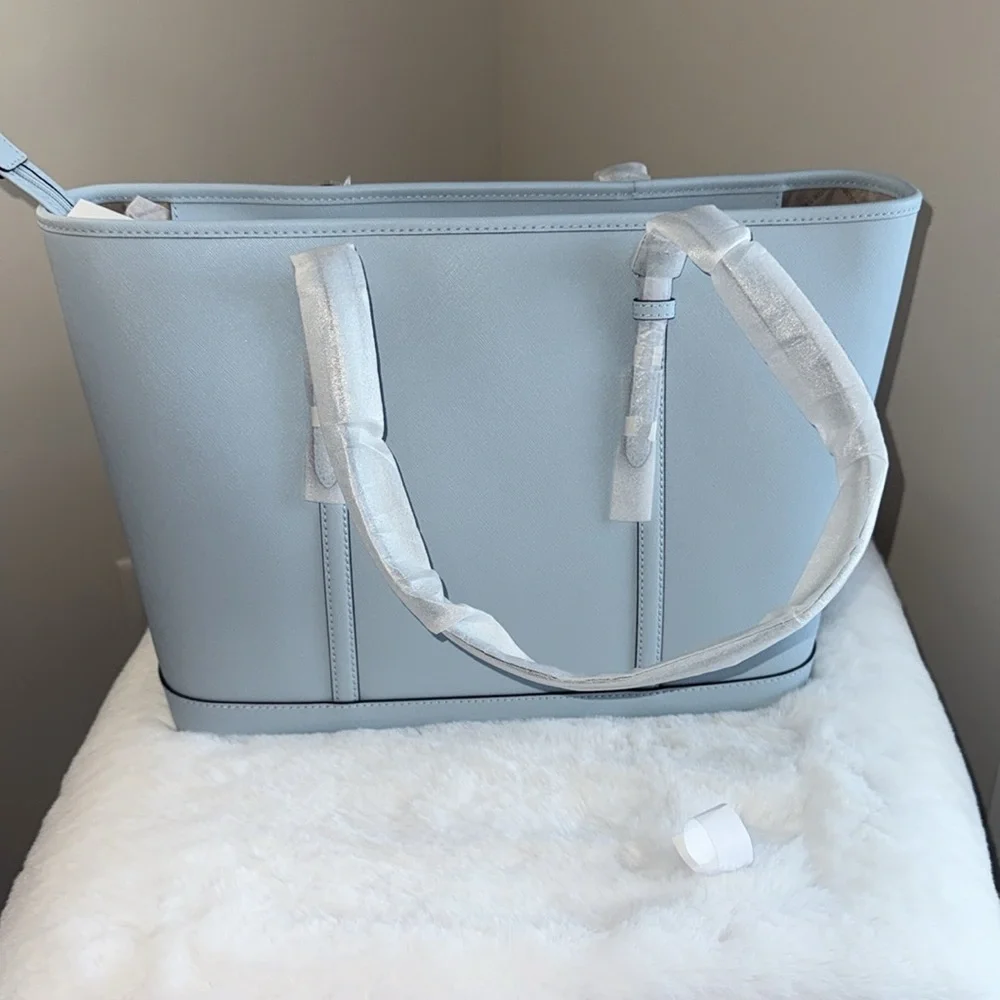 Michael Kors versatile light